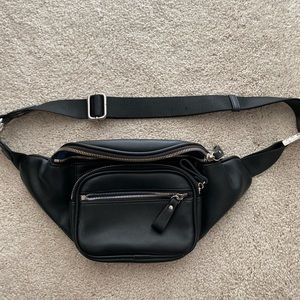 Black Fanny Pack